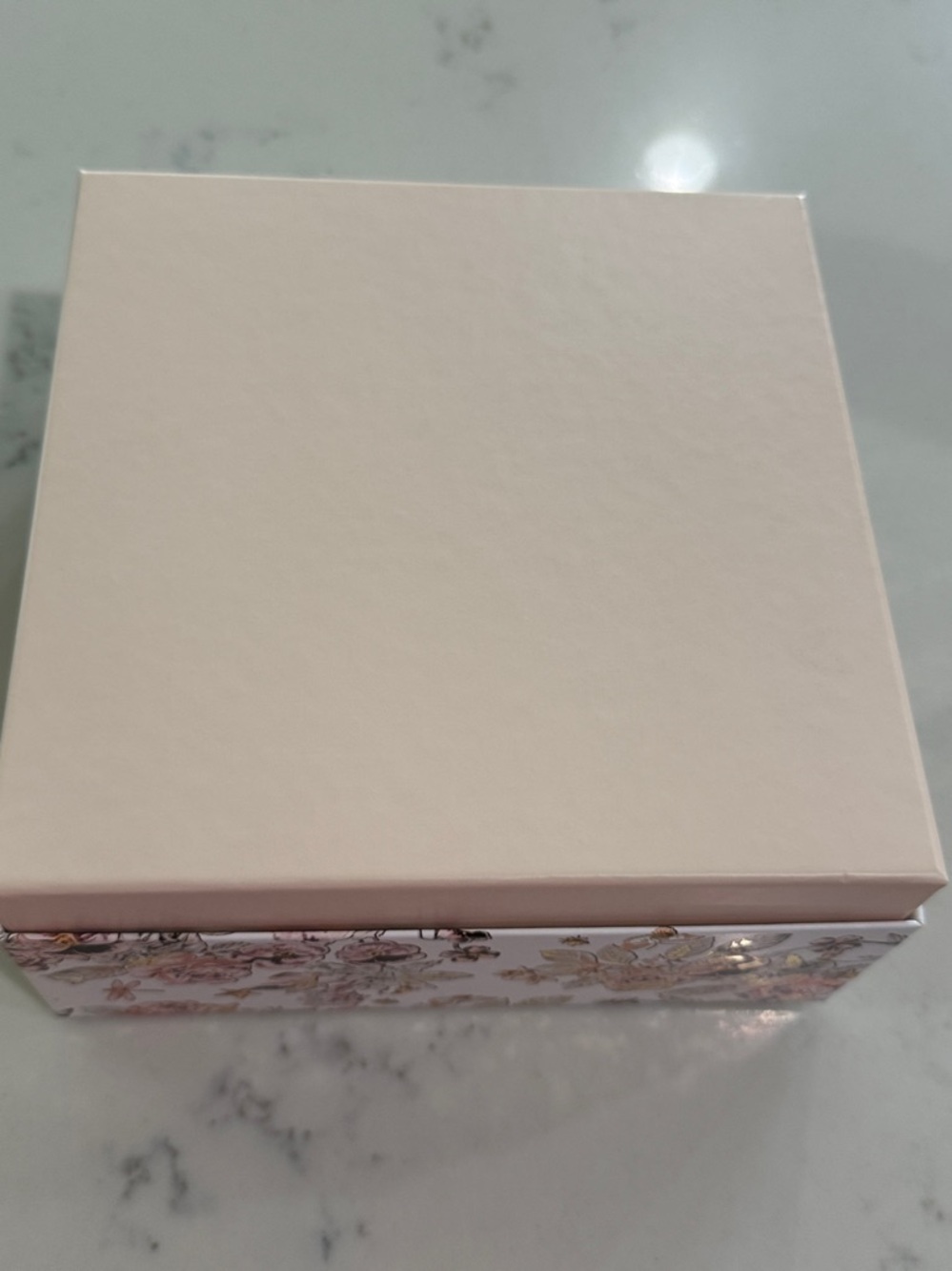 Christian Dior Floral Gift Box - Picture 3 of 7